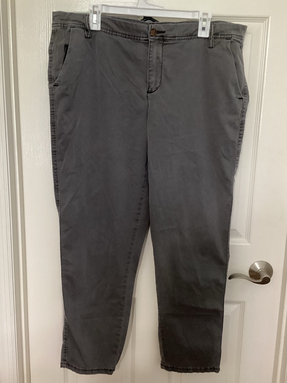 Maurices Grey Pants Women’s 15/16